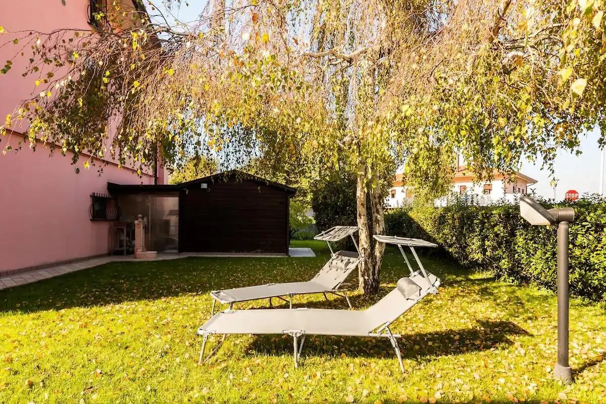 Spacious Villa - Private Garden Near The Sea/Beach Porto Santa Margherita